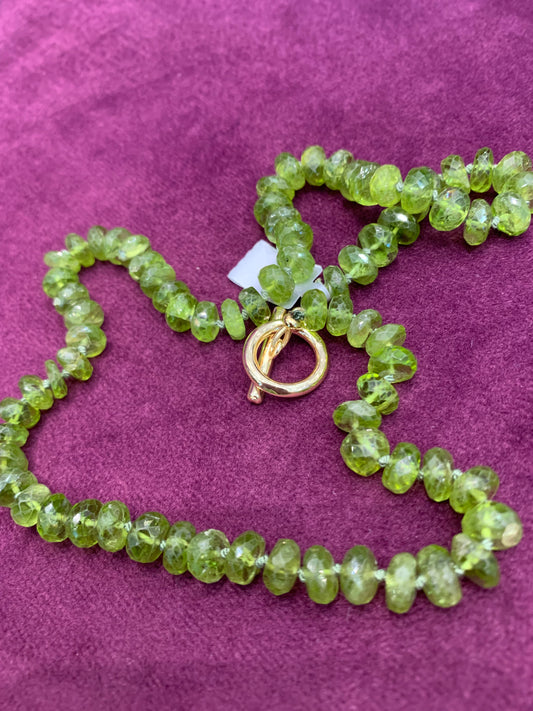 Collar Peridot